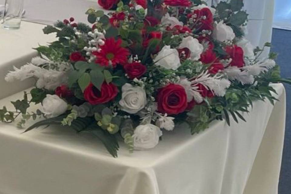 Top table centrepiece