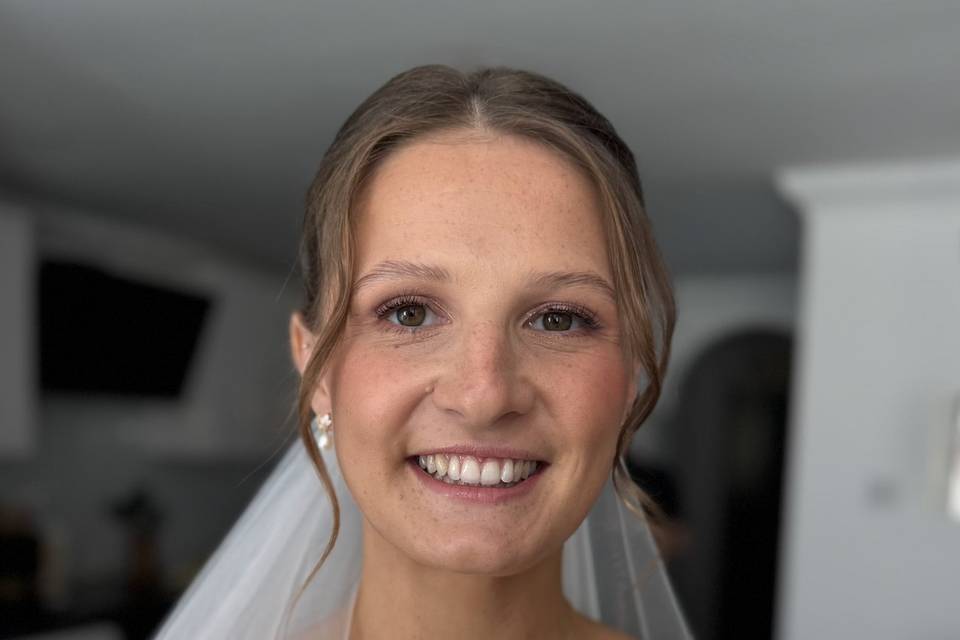 HM Hair & Makeup