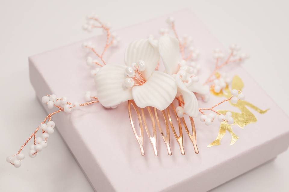 Daisy Comb