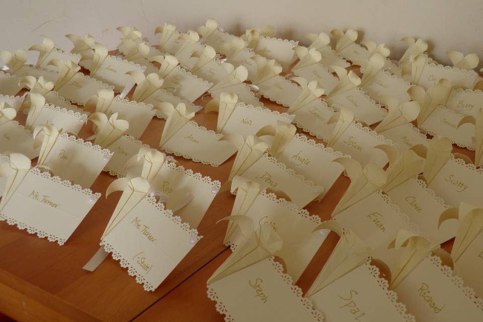 Ivory favours/nameplaces©