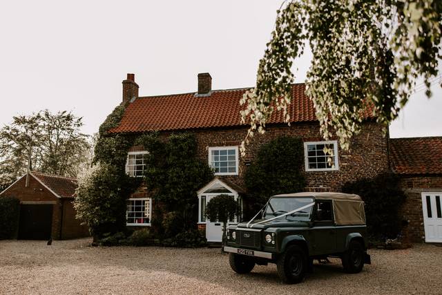 Howard Court Weddings