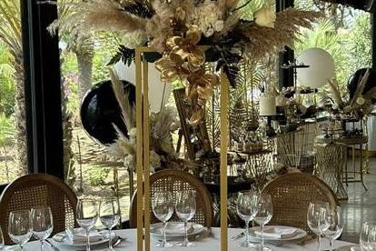 Pampas Centrepiece