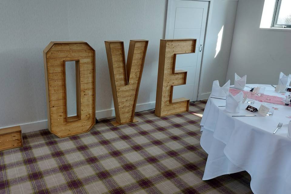 4ft Rustic LED LOVE letters