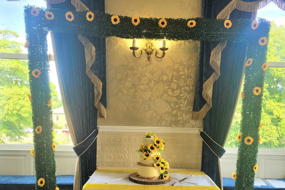 7.8.22 Cake table