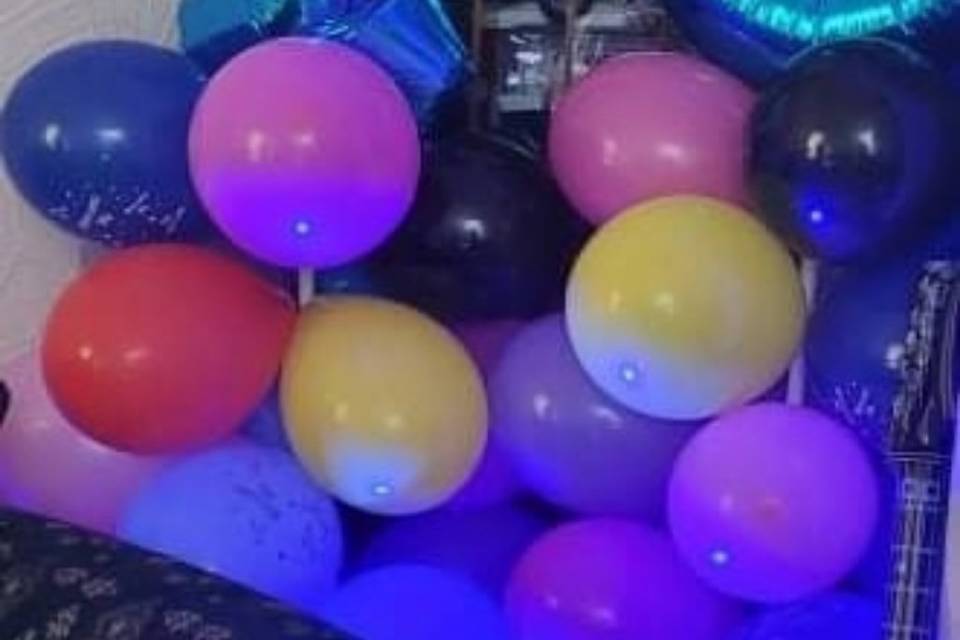 Birthday balloons