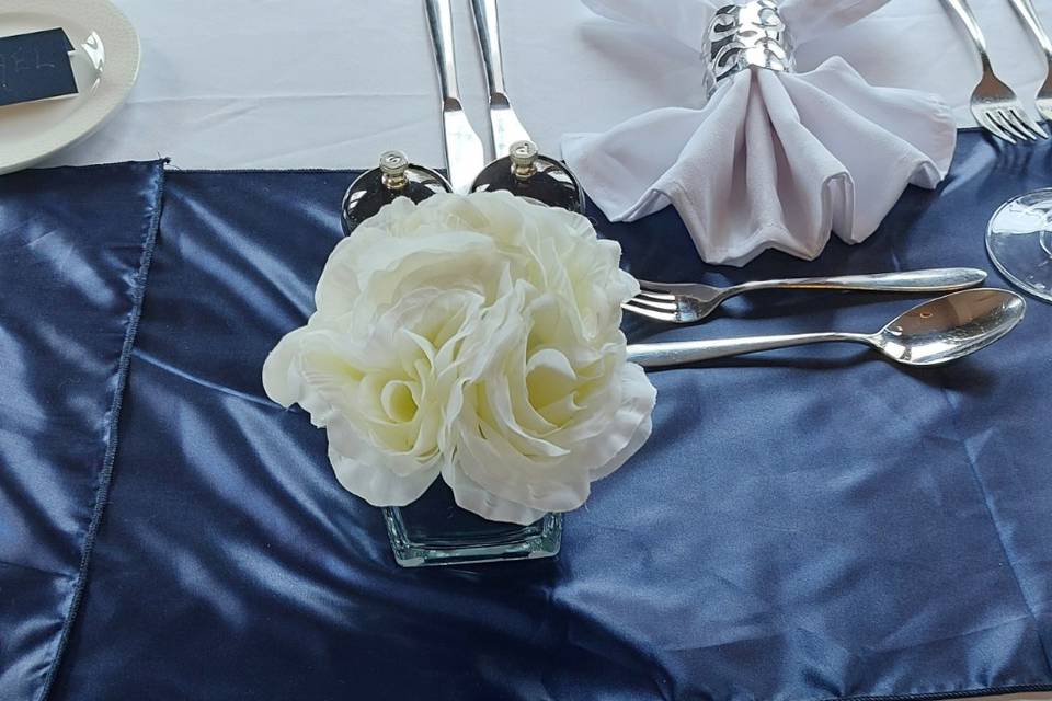 Small floral centrepiece