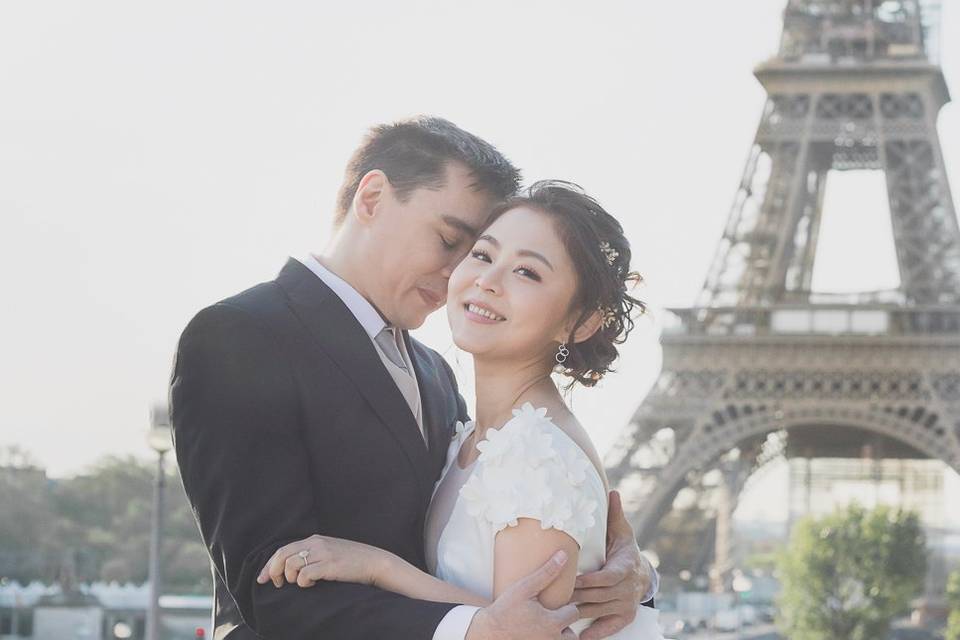 PreWedding PhotoShoot in Paris