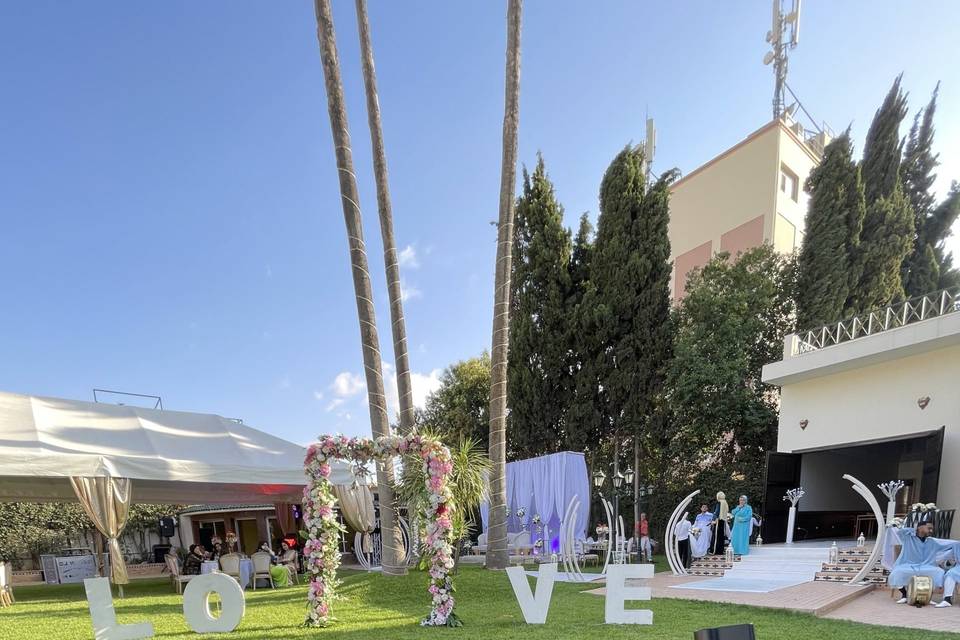 Outdoor wedding videography