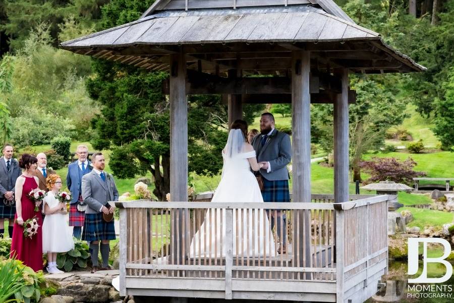 Outdoor ceremony