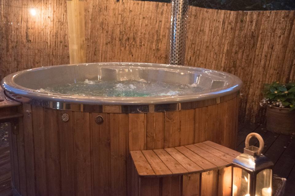 Hot Tubs with all cabins