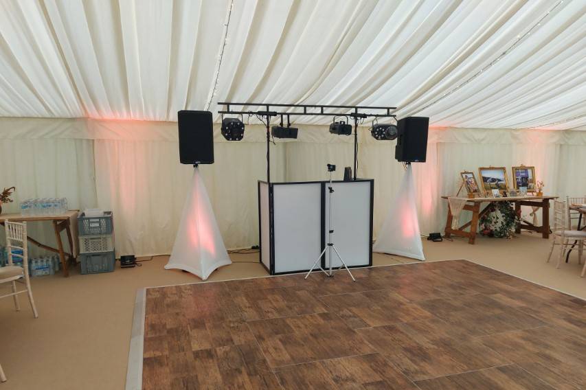 Marquee wedding with upligths