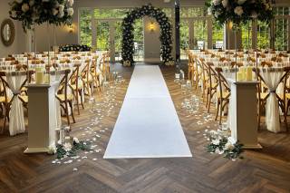 Rustic Wedding Blooms Hire & Co