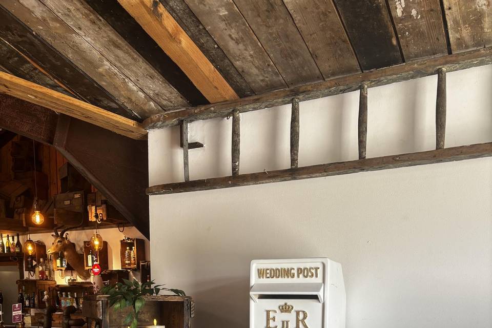 White Post Box Set-up