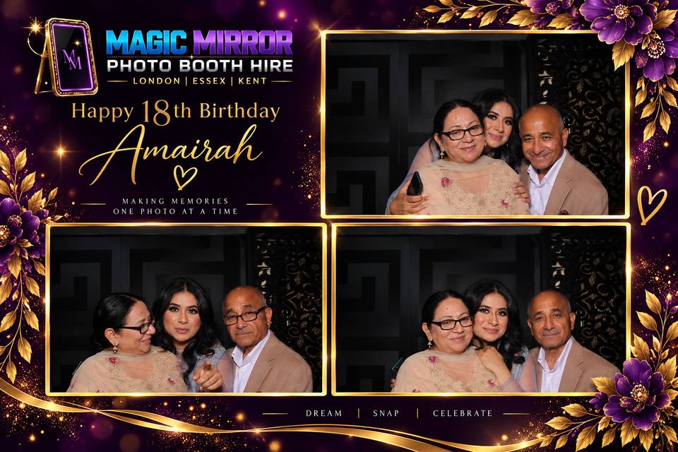Family Magic Mirror Booth