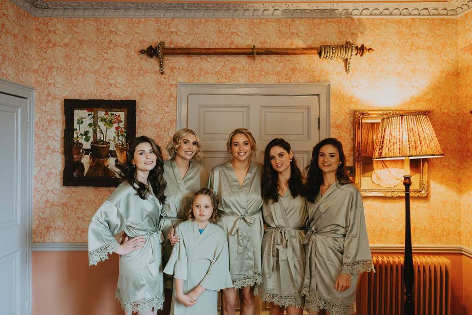 Bridesmaids in pink room