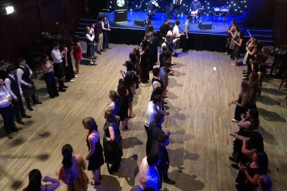 Music and DJs HotScotch Ceilidh Band 7
