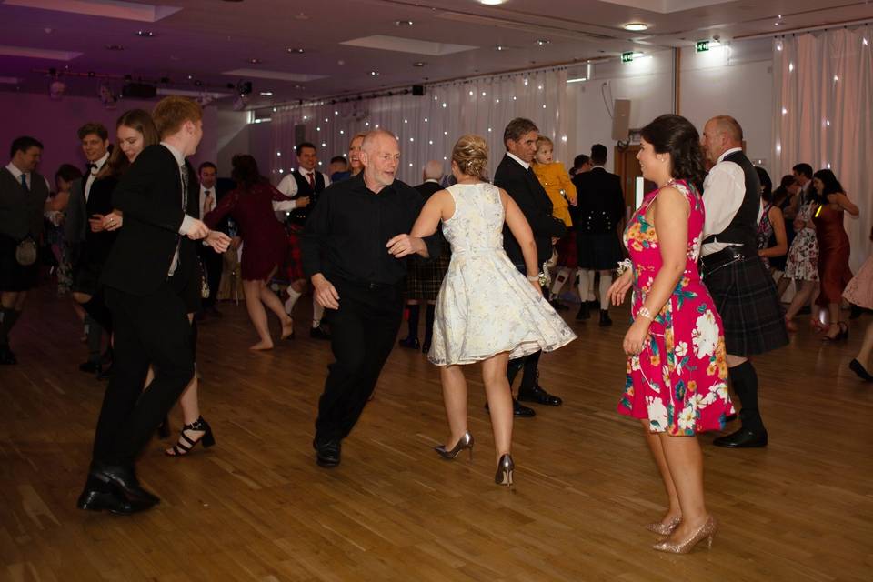 Music and DJs HotScotch Ceilidh Band 33