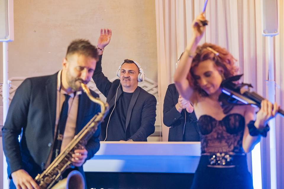 Sax Dj & Violin