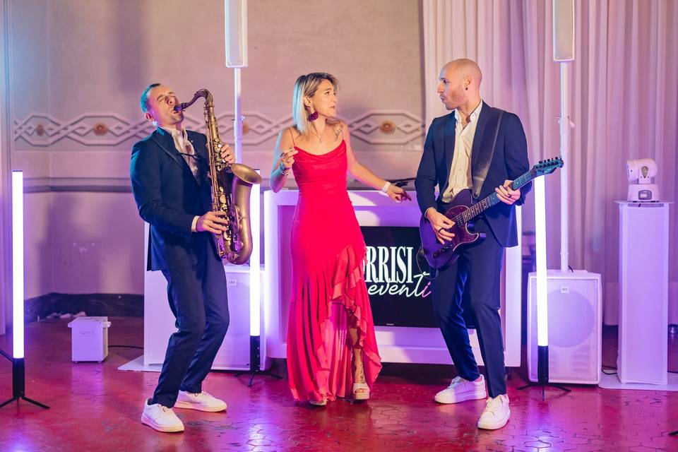 Voice Sax & Guitar