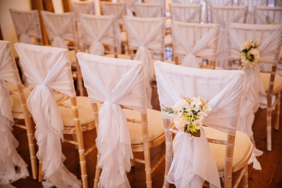 Chiavari chairs included