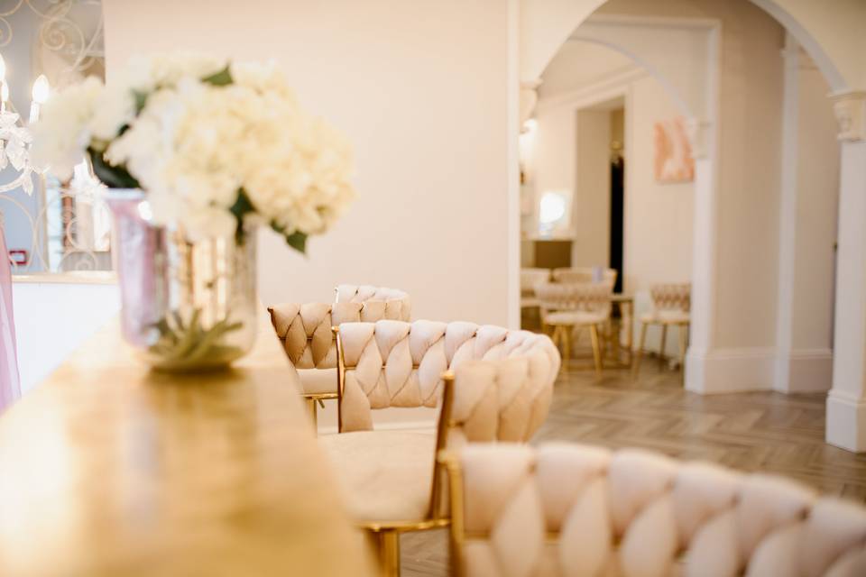 Bride bar and accessories