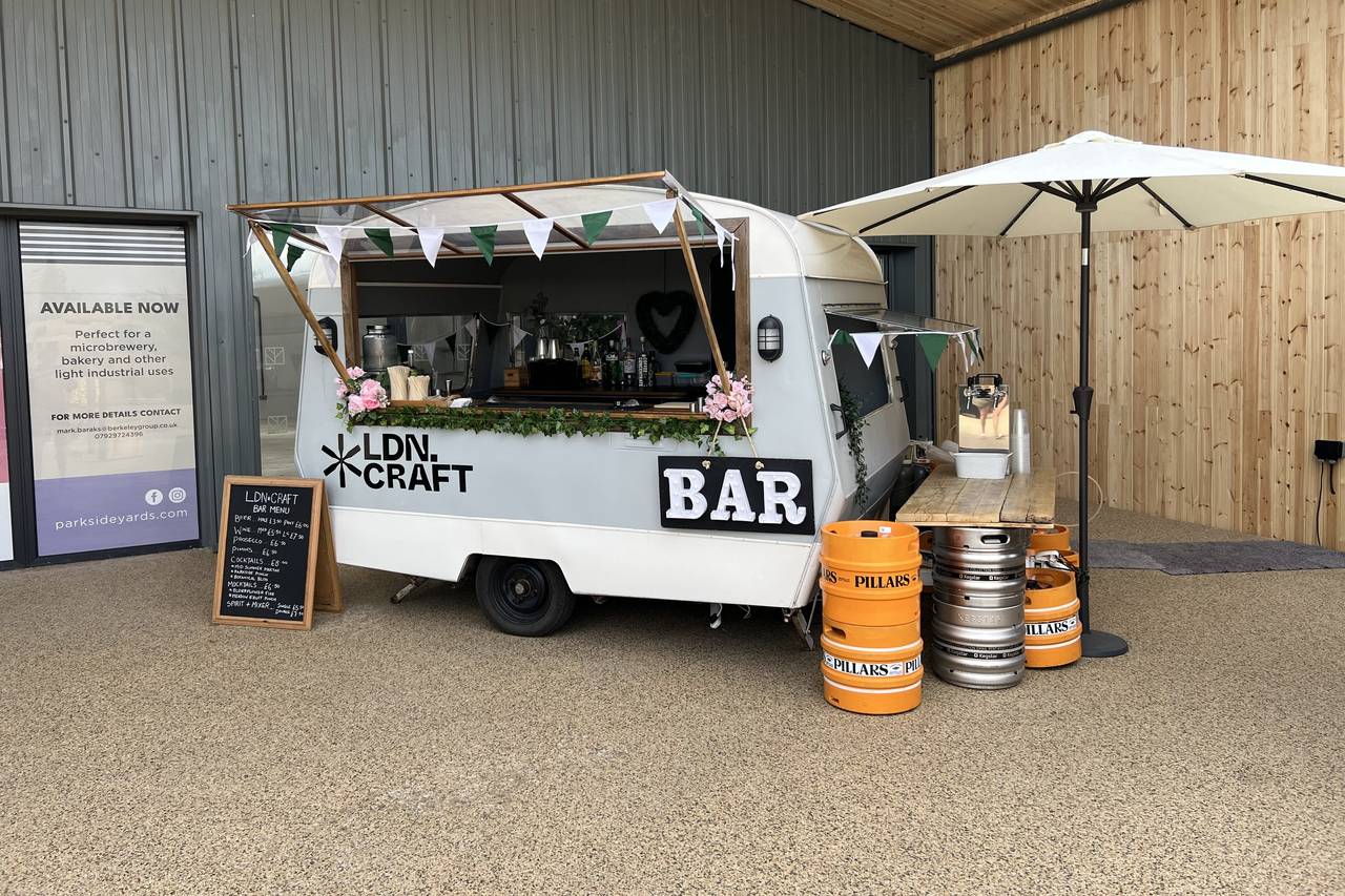 The 10 Best Mobile Bar Services In London Hitched Co Uk   Img 9138 4 289114 169997525263165 