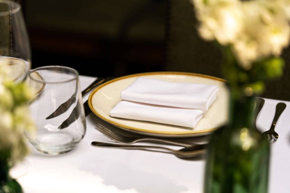 Elegant table setting
