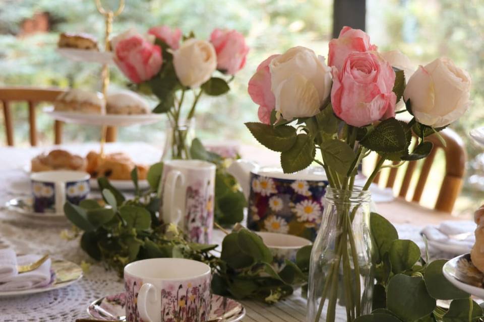 Heart Art Crockery Hire