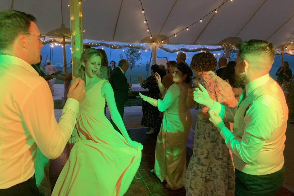 Bridal boogie!