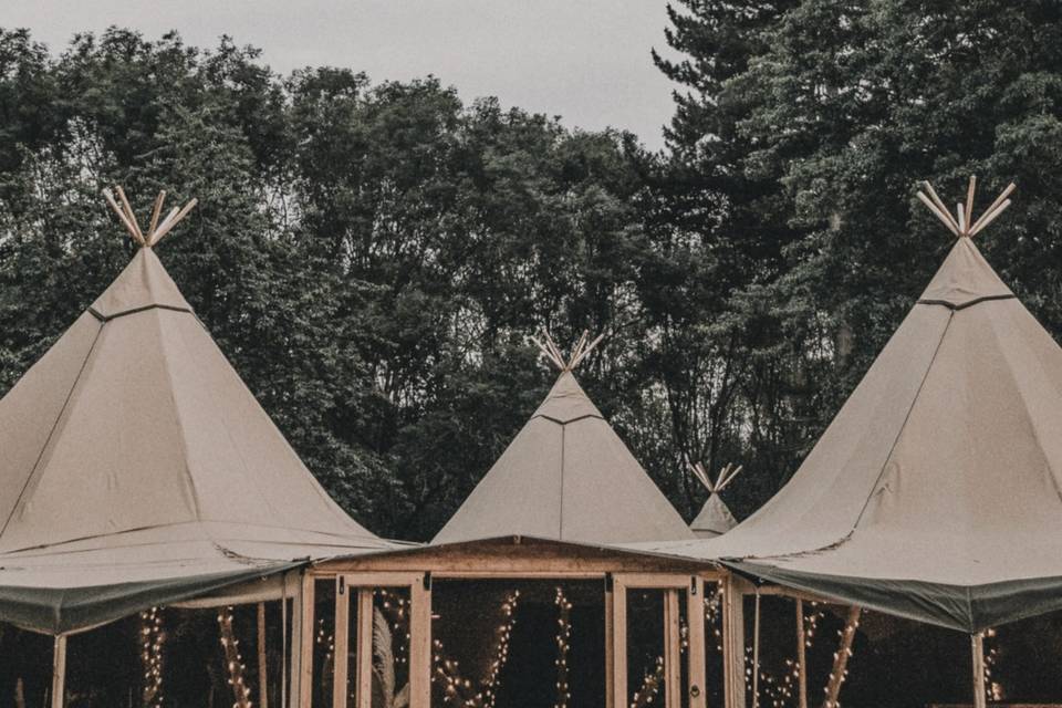 Lux Tipi with door framing