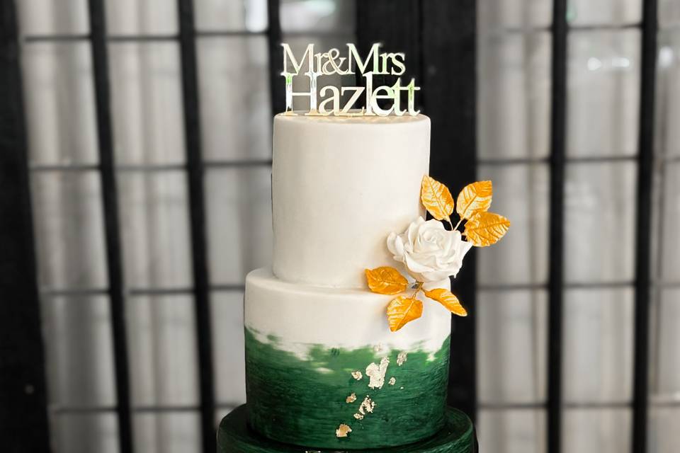 Deep green 3 tier cake