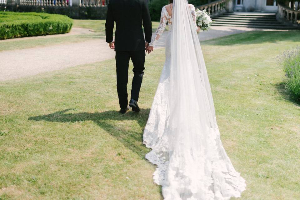 Weddings: Unposed, Calm