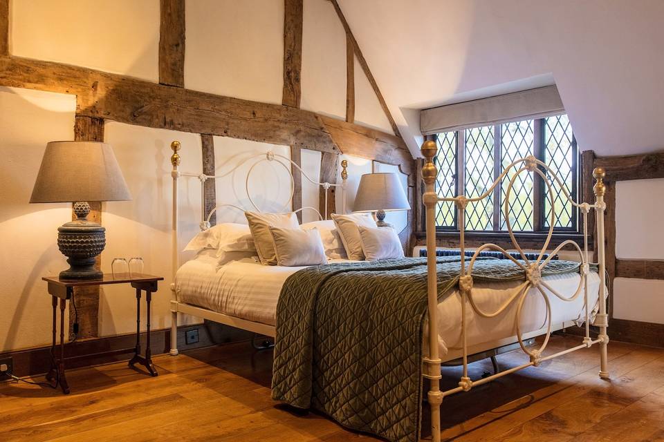 Guest bedroom