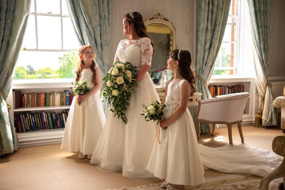 Bride & Flower Girls 15 May 22