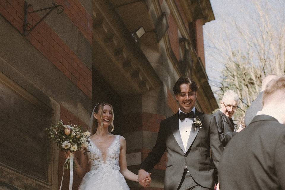 A sunny spring wedding