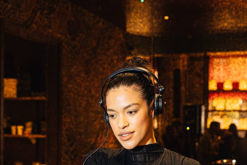 Lounge DJ