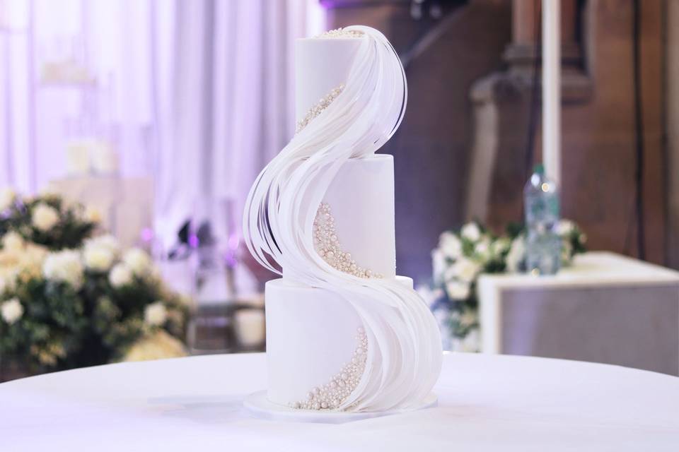 Wave wedding cake