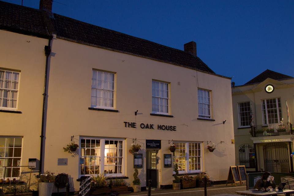 The Oakhouse Hotel