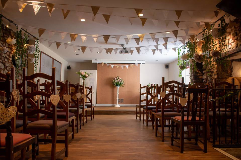 The Oak Suite - Ceremony