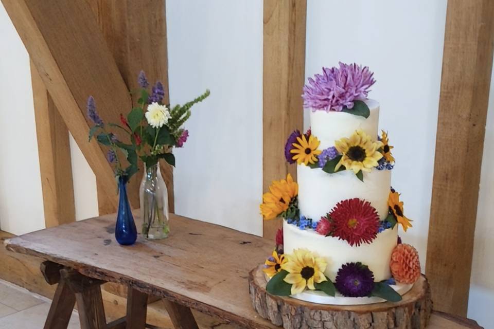 Buttercream and blooms