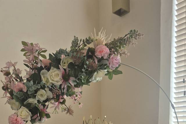 2 Tier Cake with Sugar Flowers