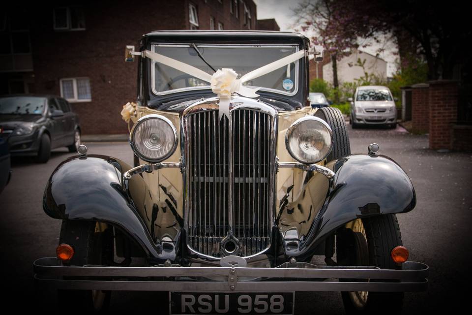 Vintage wedding car hire