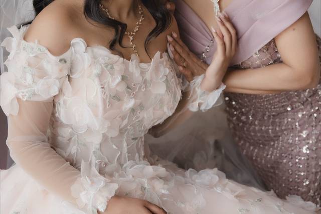 Bride and her Mum