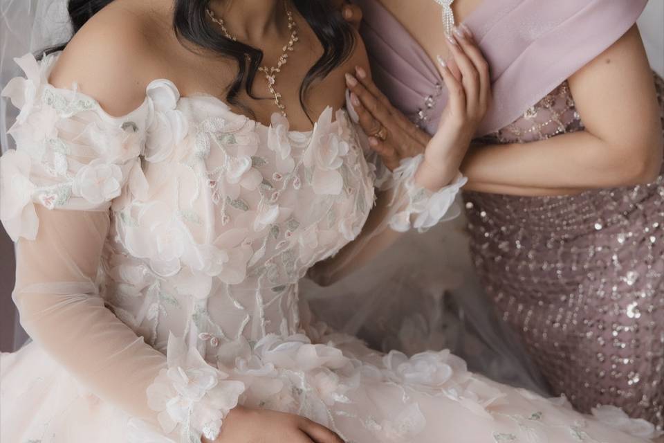 Bride and her Mum