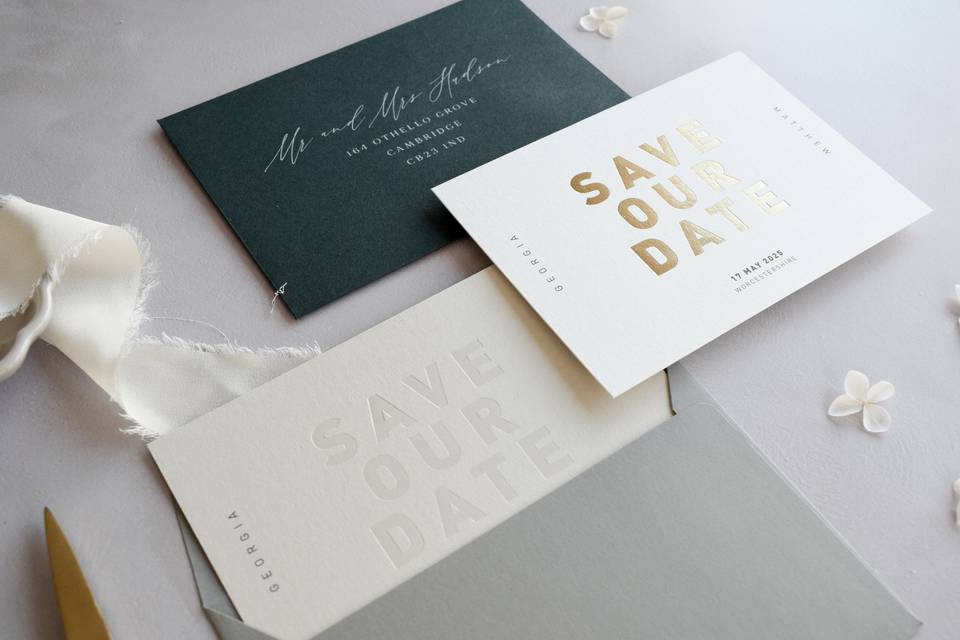 Save-the-date set