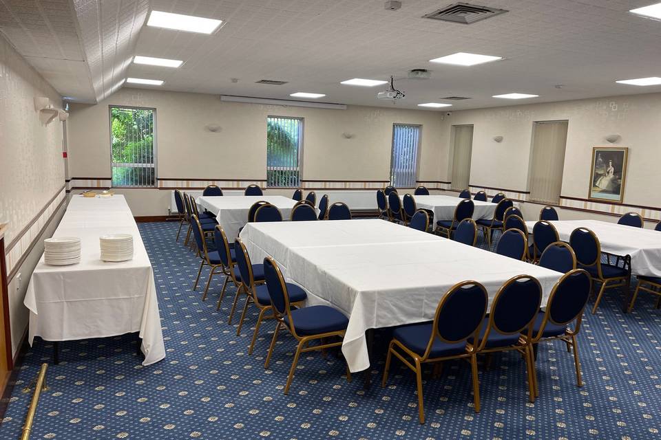 Aldridge Compass Suites 15