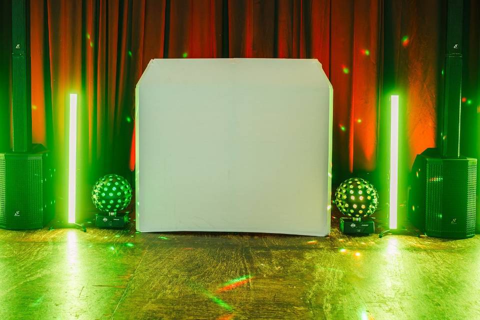 Big setup with green lights