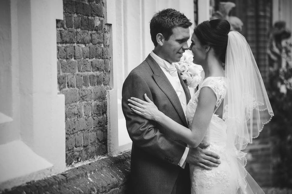 Relaxed Bride & groom Shot, Black & White