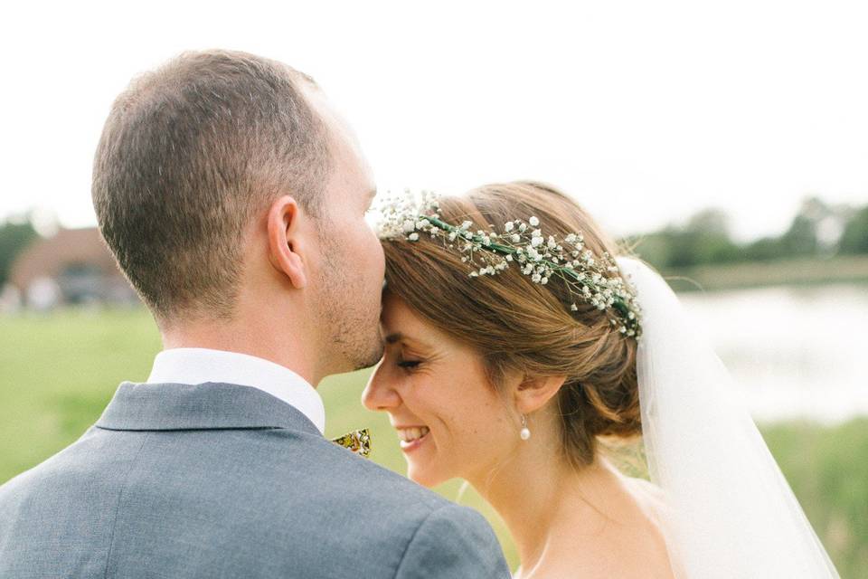 The newlyweds - Hampshire wedding photographer