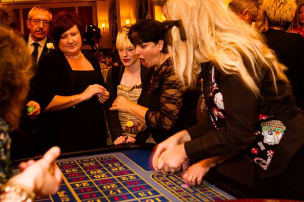 Acorns Weddings - Fun Casino